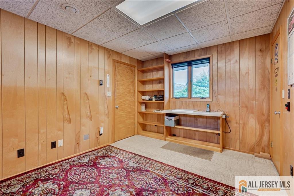 21 Tyndall Road Kendall Park, NJ 08824 - Photo 18 of 33 a bedroom with a bed and a window
