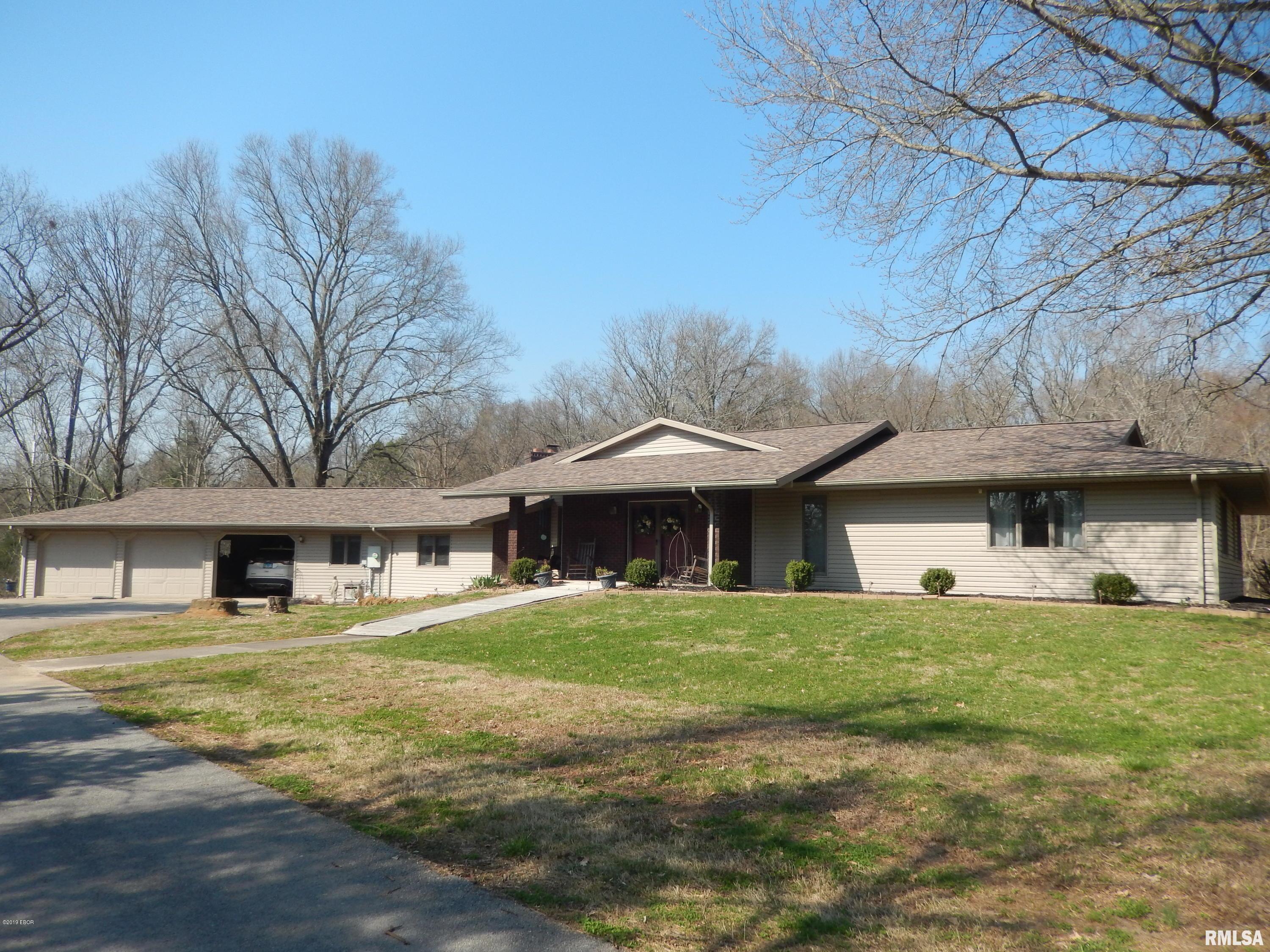 2265 Lick Creek Road Anna, IL 62906 - Photo 1 of 50
