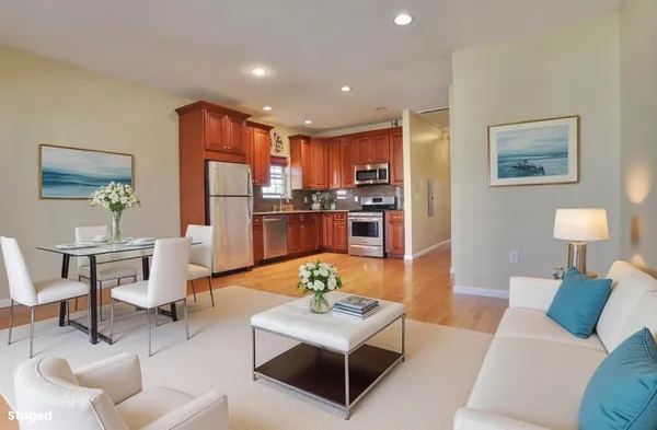 $2,500 | 247 Winfield Avenue, Unit 2, Jersey City, NJ 07305