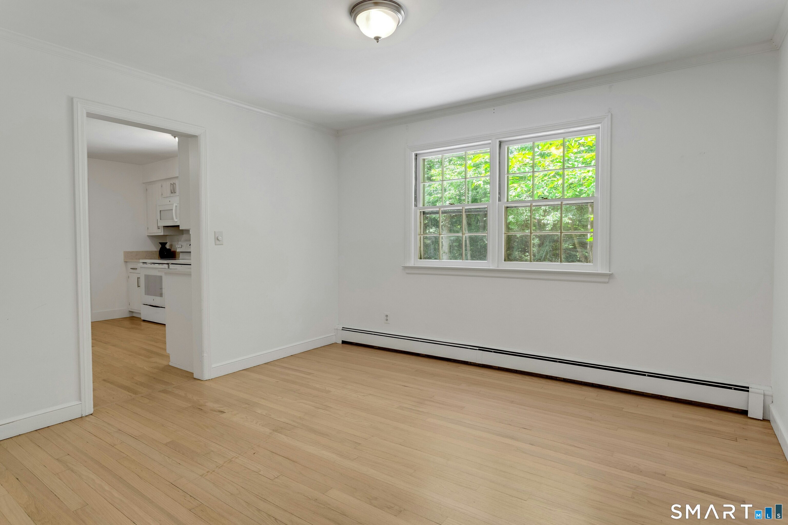 195 Range Road Wilton, CT 06897 - Photo 9 of 25 Dining Room