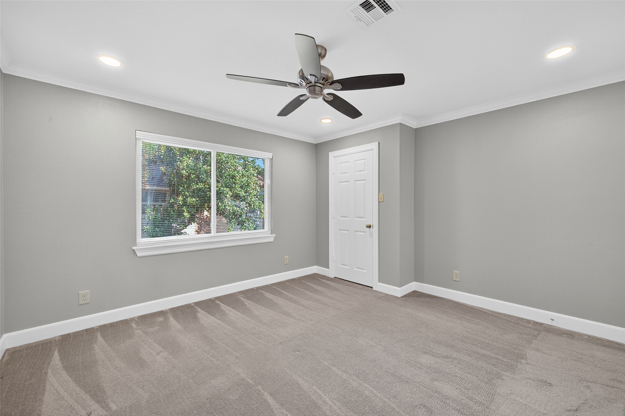 5534 Holly Street, Unit I Houston, TX 77081 - Photo 34 of 49