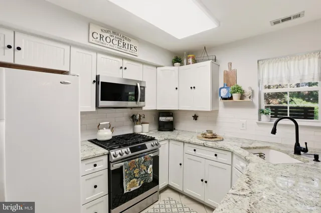 $289,000 | 1544 Ben Franklin Court, Mays Landing, NJ 08330