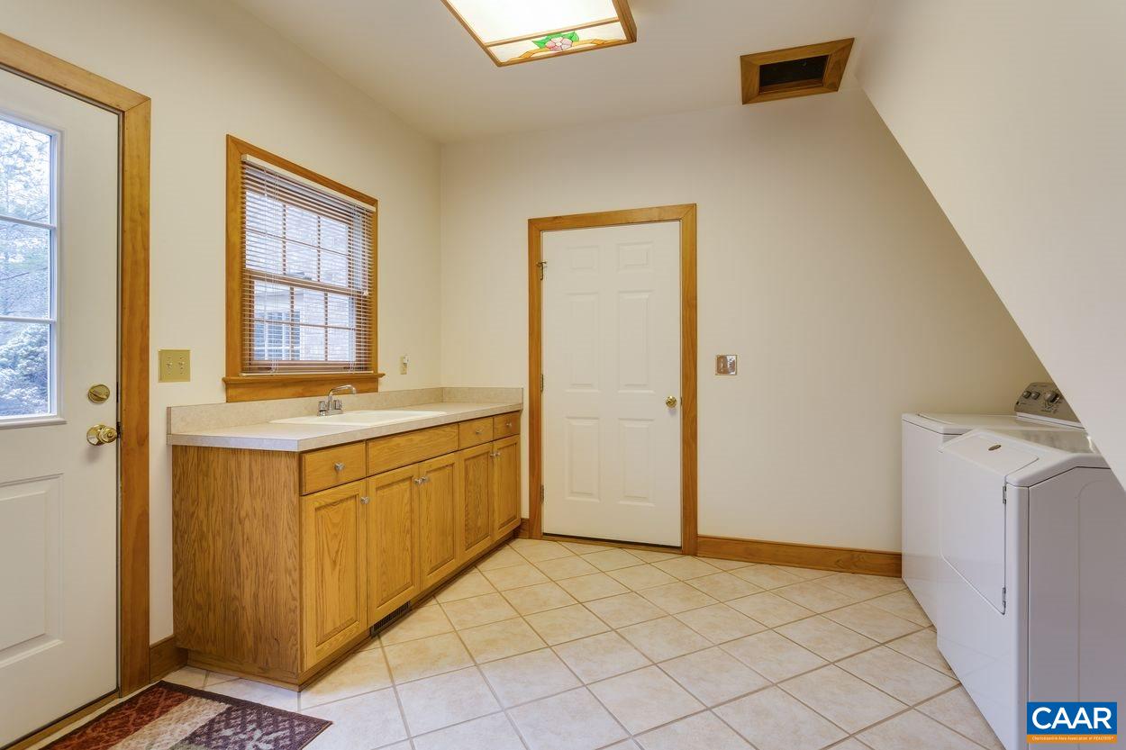 2560 Wind River Road Charlottesville, VA 22901 - Photo 16 of 28 Gallery Image 16