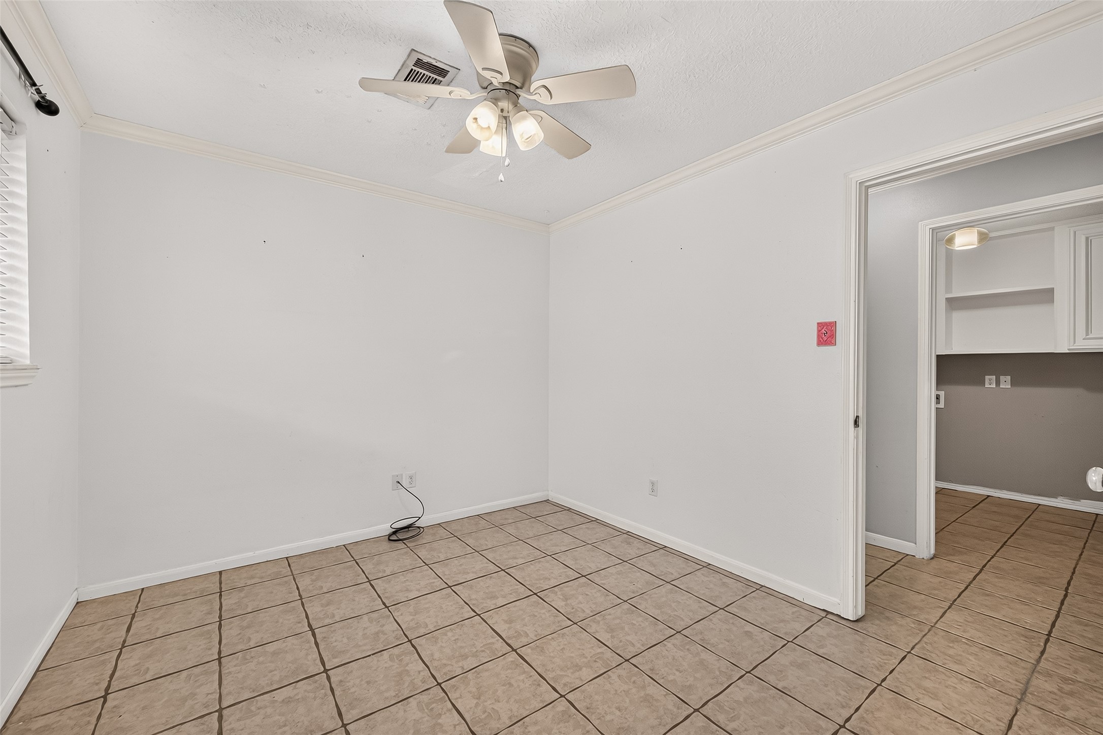 1007 East Baker Road Baytown, TX 77521 - Photo 8 of 38