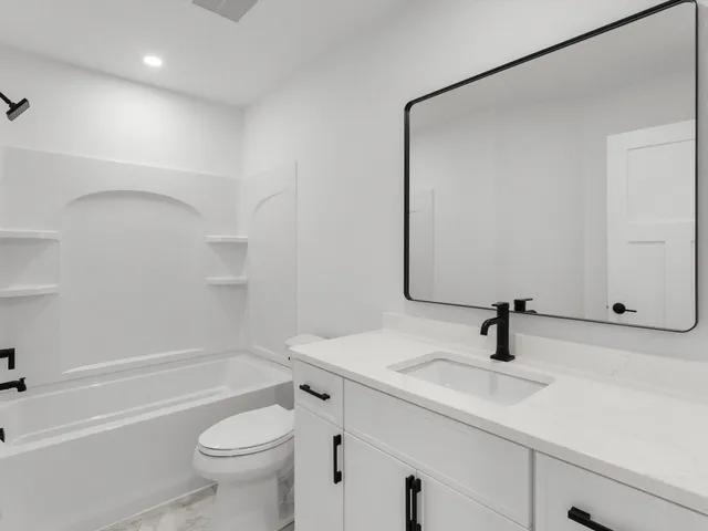 $649,999 | W2276 Ourtown Road, Lima, WI 53085