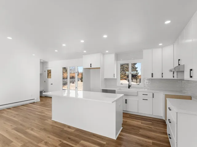 $649,999 | W2276 Ourtown Road, Lima, WI 53085