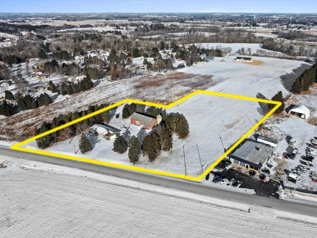 $649,999 | W2276 Ourtown Road, Lima, WI 53085