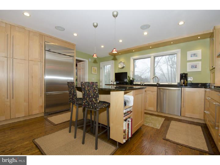 1231 Pinewood Road Villanova, PA 19085 - Photo 5 of 25