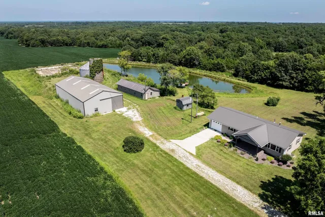 $999,044 | 2629-2641 County Road 300 North, Liberty, IL 62347