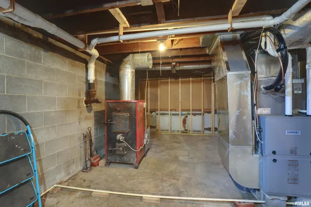 $999,044 | 2629-2641 County Road 300 North, Liberty, IL 62347