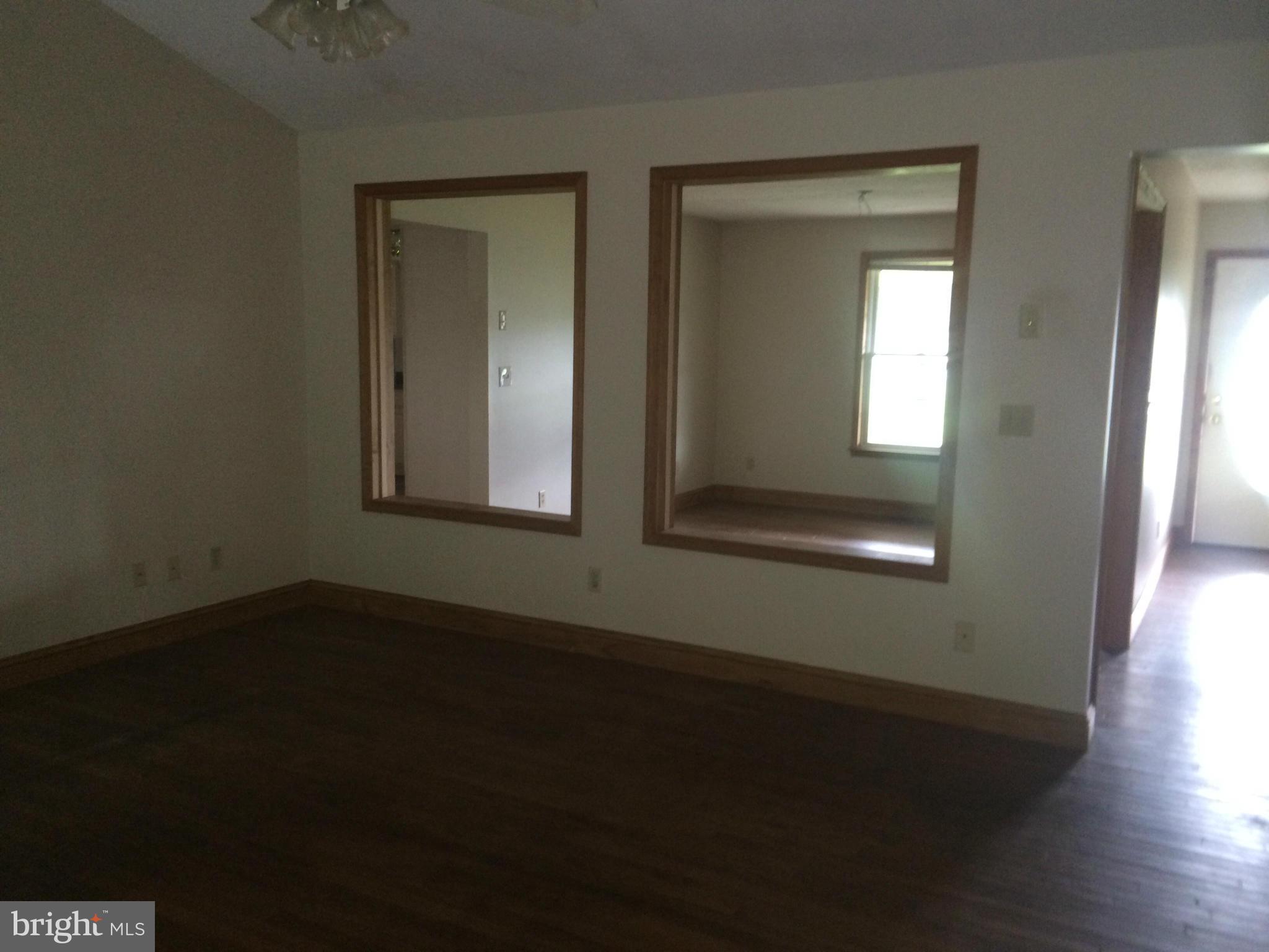 1120 Priestford Road Street, MD 21154 - Photo 14 of 29 Living Room