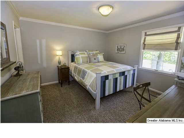 2604 Southminster Road Birmingham, AL 35243 - Photo 11 of 26