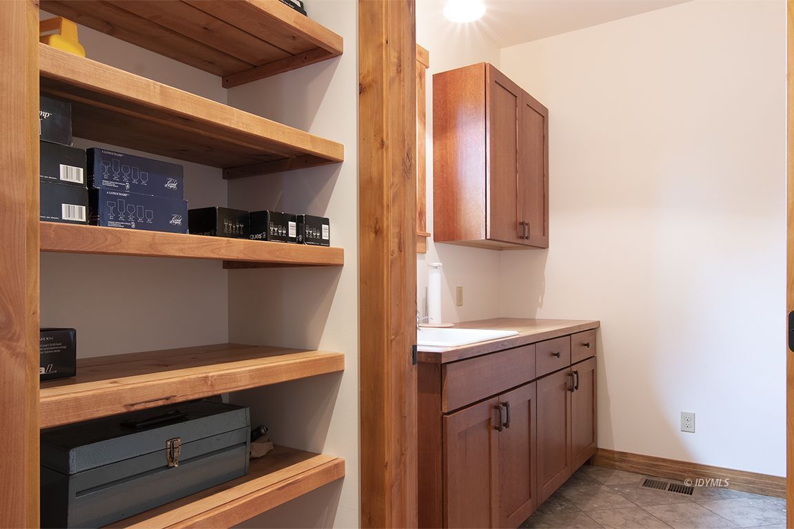 25090 Glen Road Idyllwild, CA 92549 - Photo 26 of 57 Untitled