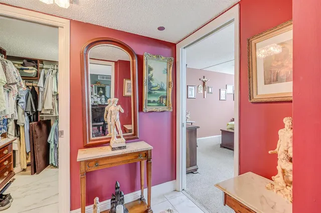 $259,000 | 3520 Oaks Way, Unit 809, Pompano Beach, FL 33069