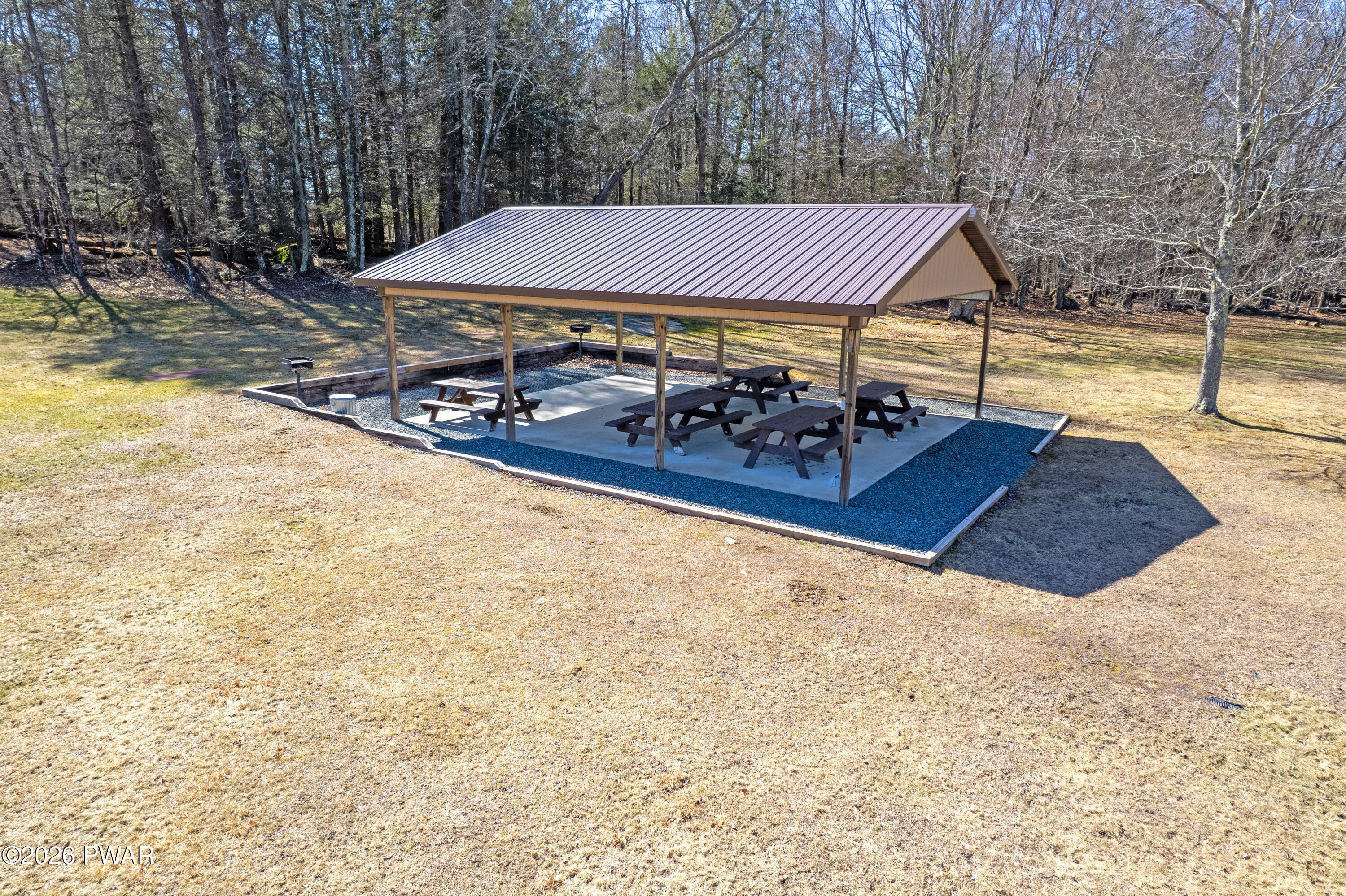 924-927 Hibernation Road Lake Ariel, PA 18436 - Photo 5 of 31