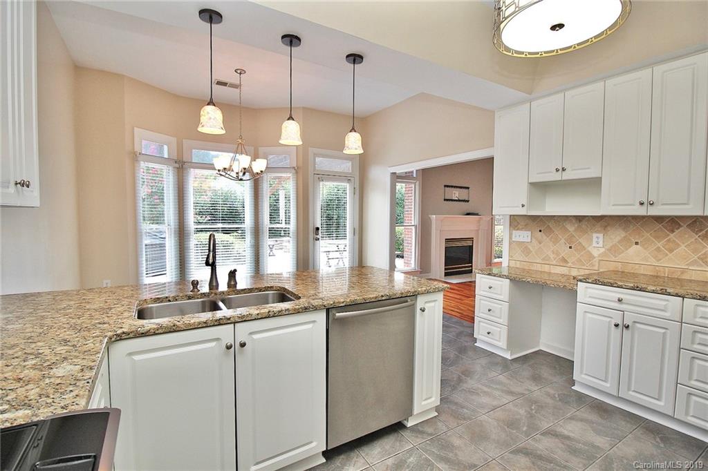 112 Sea Island Boulevard Fort Mill, SC 29708 - Photo 34 of 48
