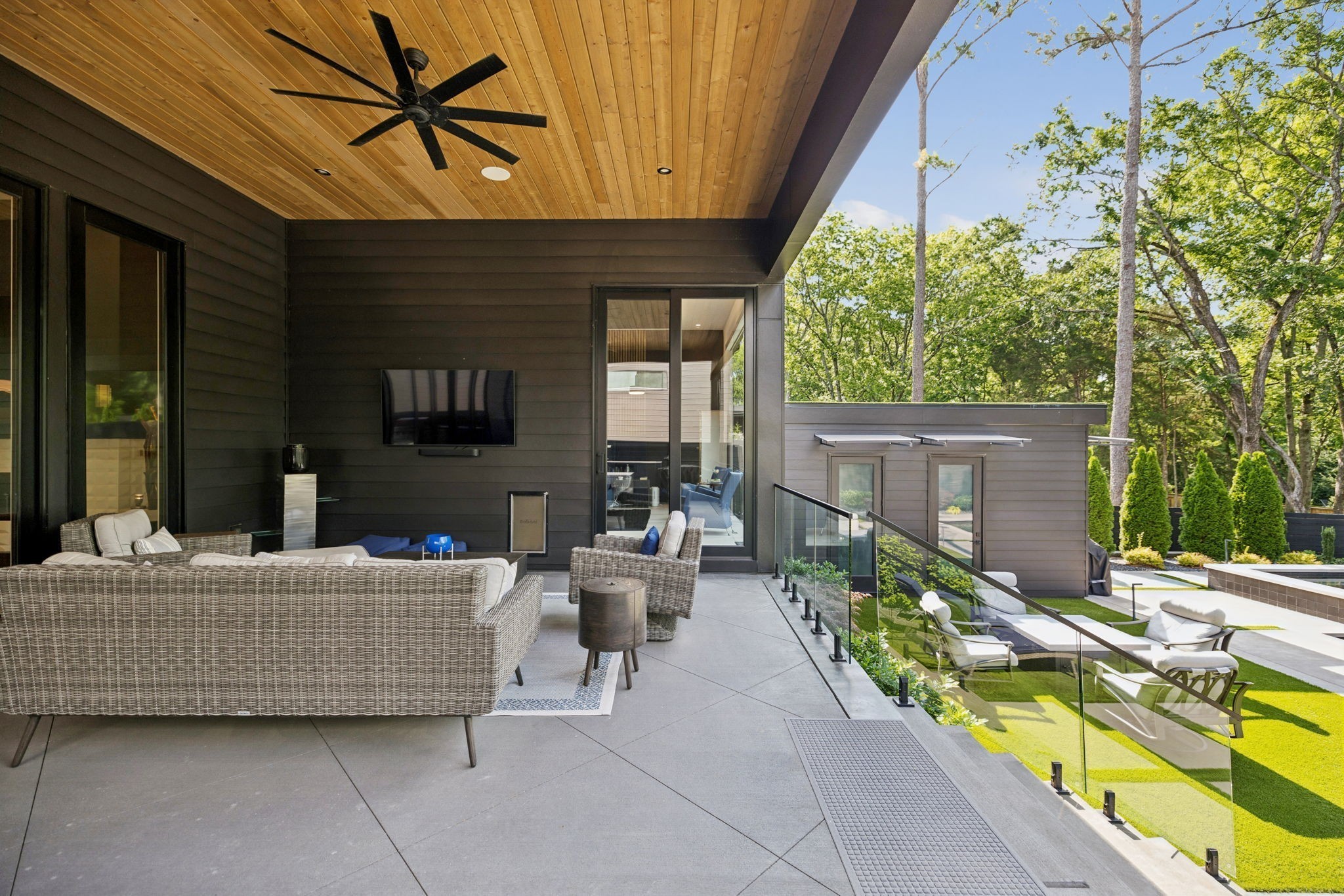 3916 Harding Place Nashville, TN 37215 - Photo 55 of 85 a living room with furniture and a large window