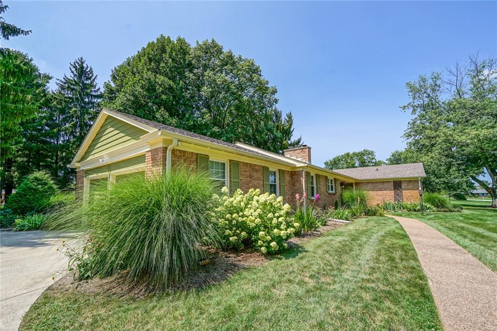 29 Bennett Road Carmel, IN 46032 - Photo 6 of 39 Gallery Image 6