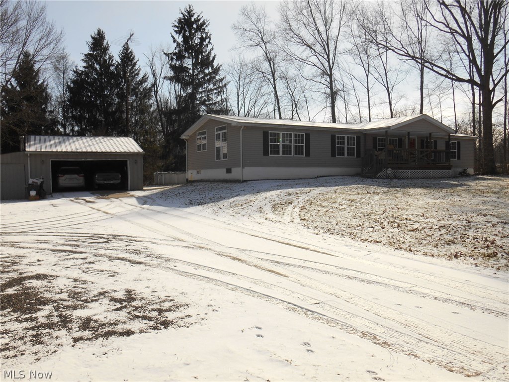 2140 Mahoning Road Deerfield, OH 44411 - Photo 1 of 34 Gallery Image 1