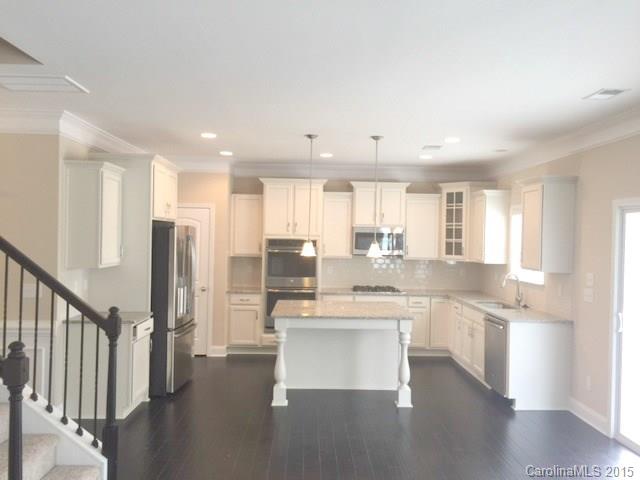 1805 Larkspur Way, Unit 217 Tega Cay, SC 29708 - Photo 4 of 24 Gallery Image 4