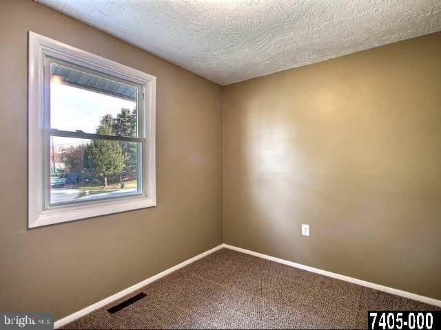110 Dill Road York, PA 17404 - Photo 13 of 25 Gallery Image 13