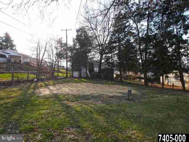 110 Dill Road York, PA 17404 - Photo 21 of 25 Gallery Image 21