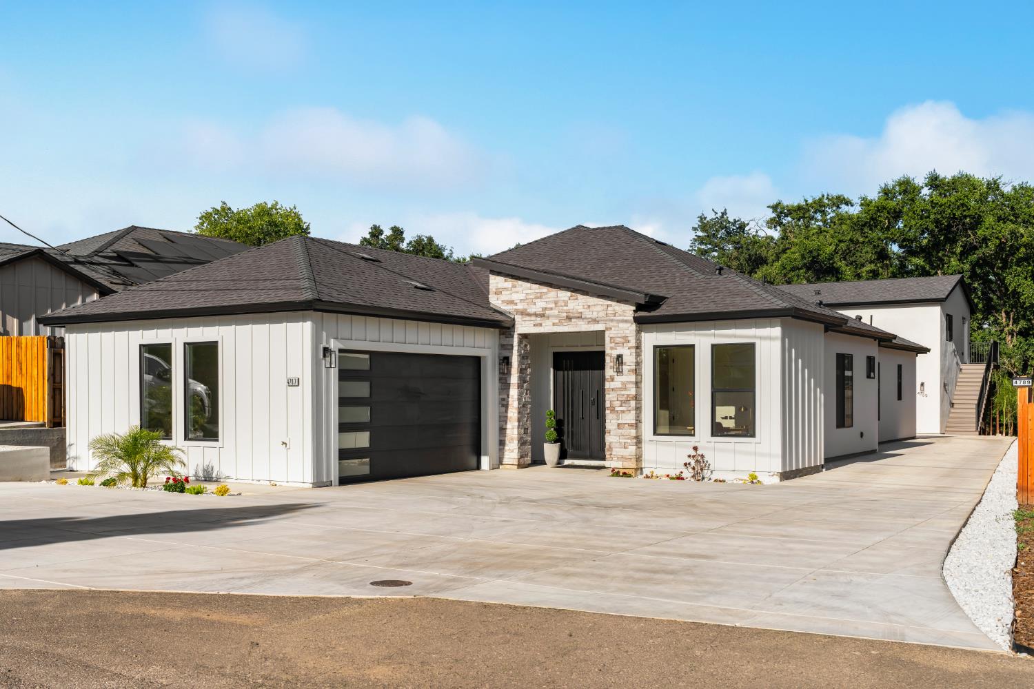 4787 Racetrack Road Rocklin, CA 95677 - Photo 1 of 98
