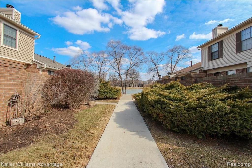 22280 Edgewater Novi, MI 48375 - Photo 18 of 20