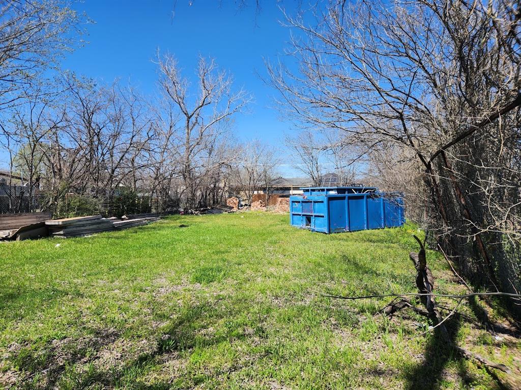 3605 Singleton Boulevard Dallas, TX 75212 - Photo 6 of 10