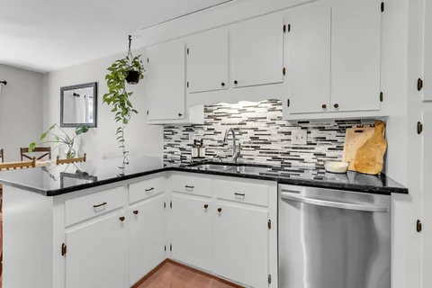 $685,000 | 1502 Candlewood Drive, Mount Pleasant, SC 29464
