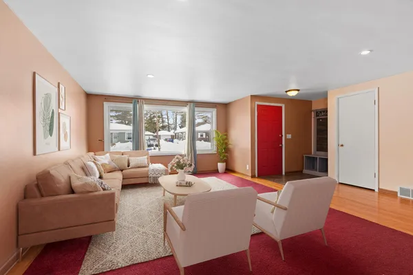 $289,900 | 2412 North Morrison Street, Appleton, WI 54911