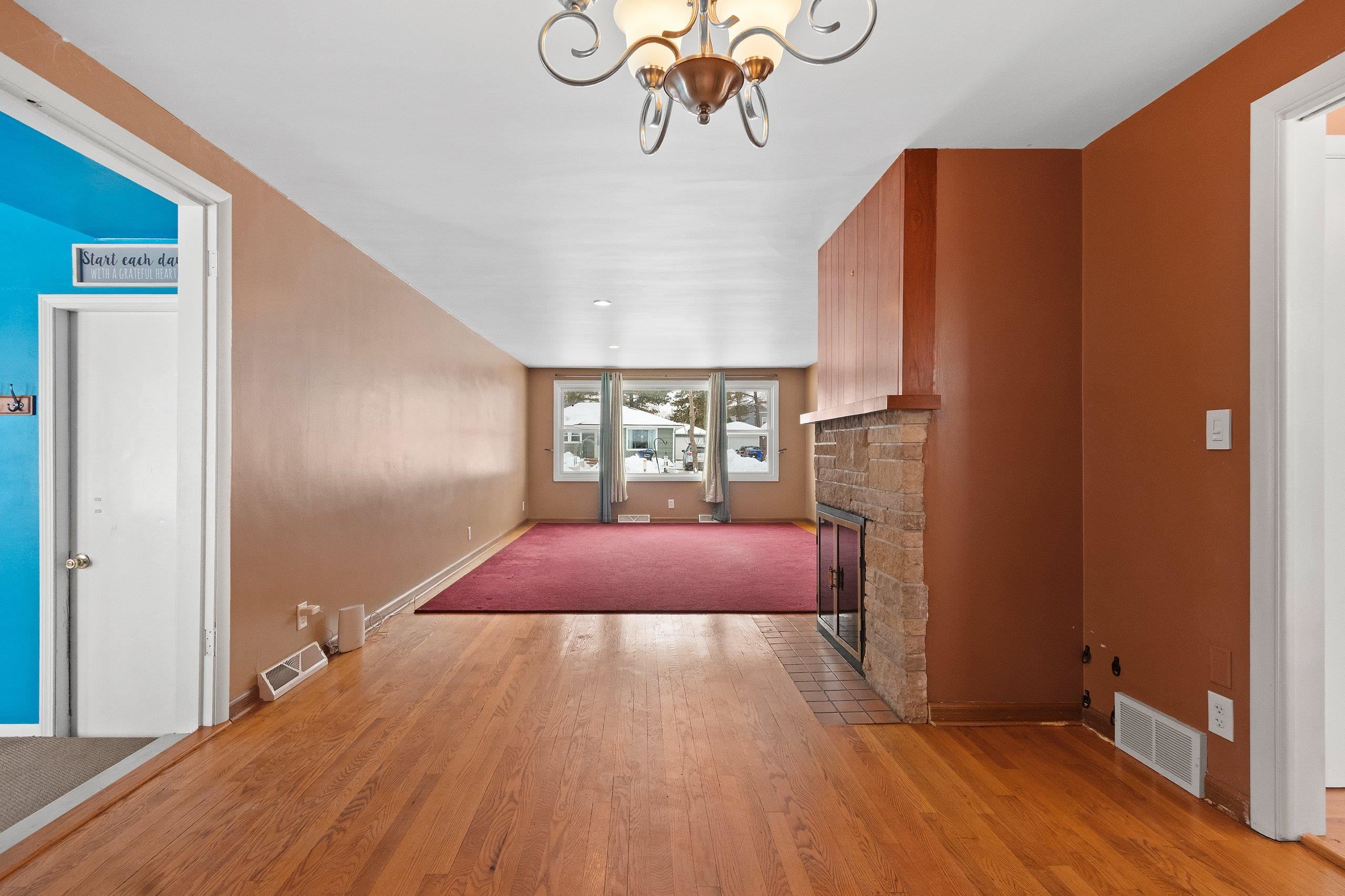 2412 North Morrison Street Appleton, WI 54911 - Photo 6 of 39