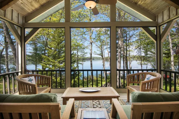 $1,200,000 | 29 Good Day Drive, South Bristol, ME 04568