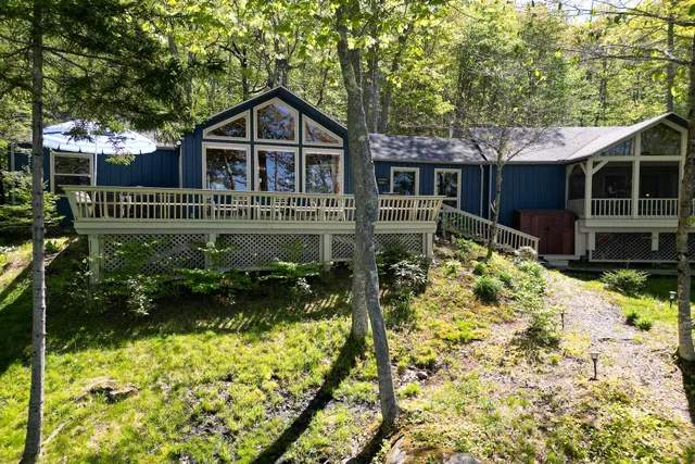 $1,245,000 | 29 Good Day Drive, South Bristol, ME 04568