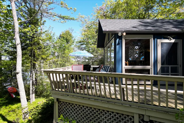 $1,245,000 | 29 Good Day Drive, South Bristol, ME 04568