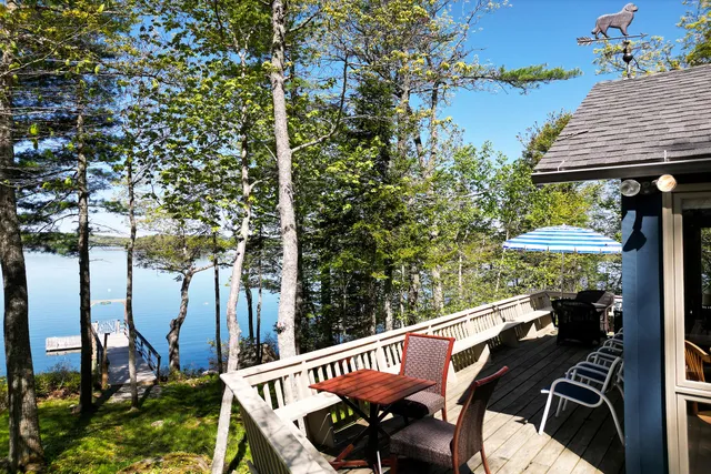 $1,245,000 | 29 Good Day Drive, South Bristol, ME 04568