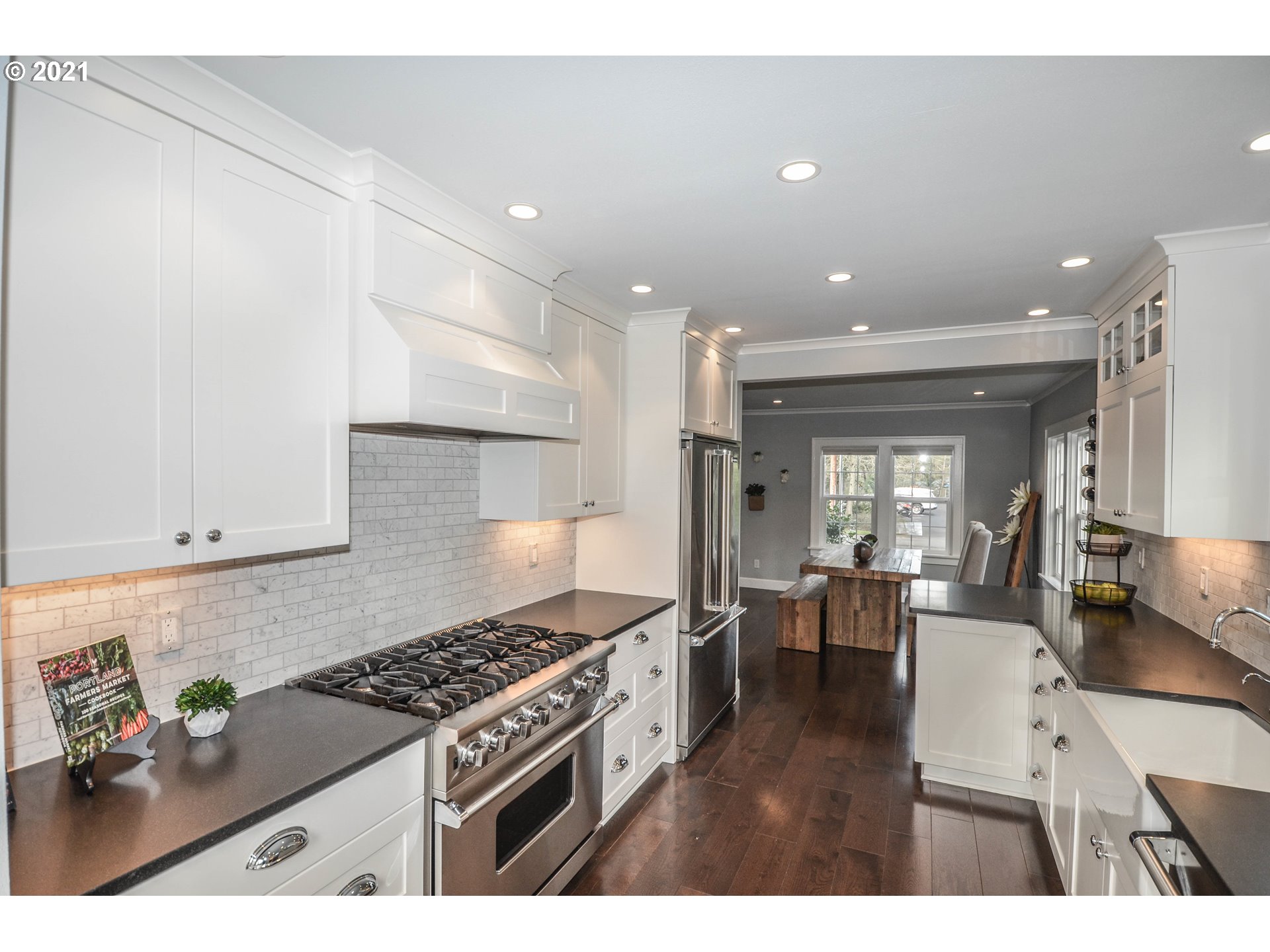 116 Middlecrest Road Lake Oswego, OR 97034 - Photo 11 of 31 Gallery Image 11