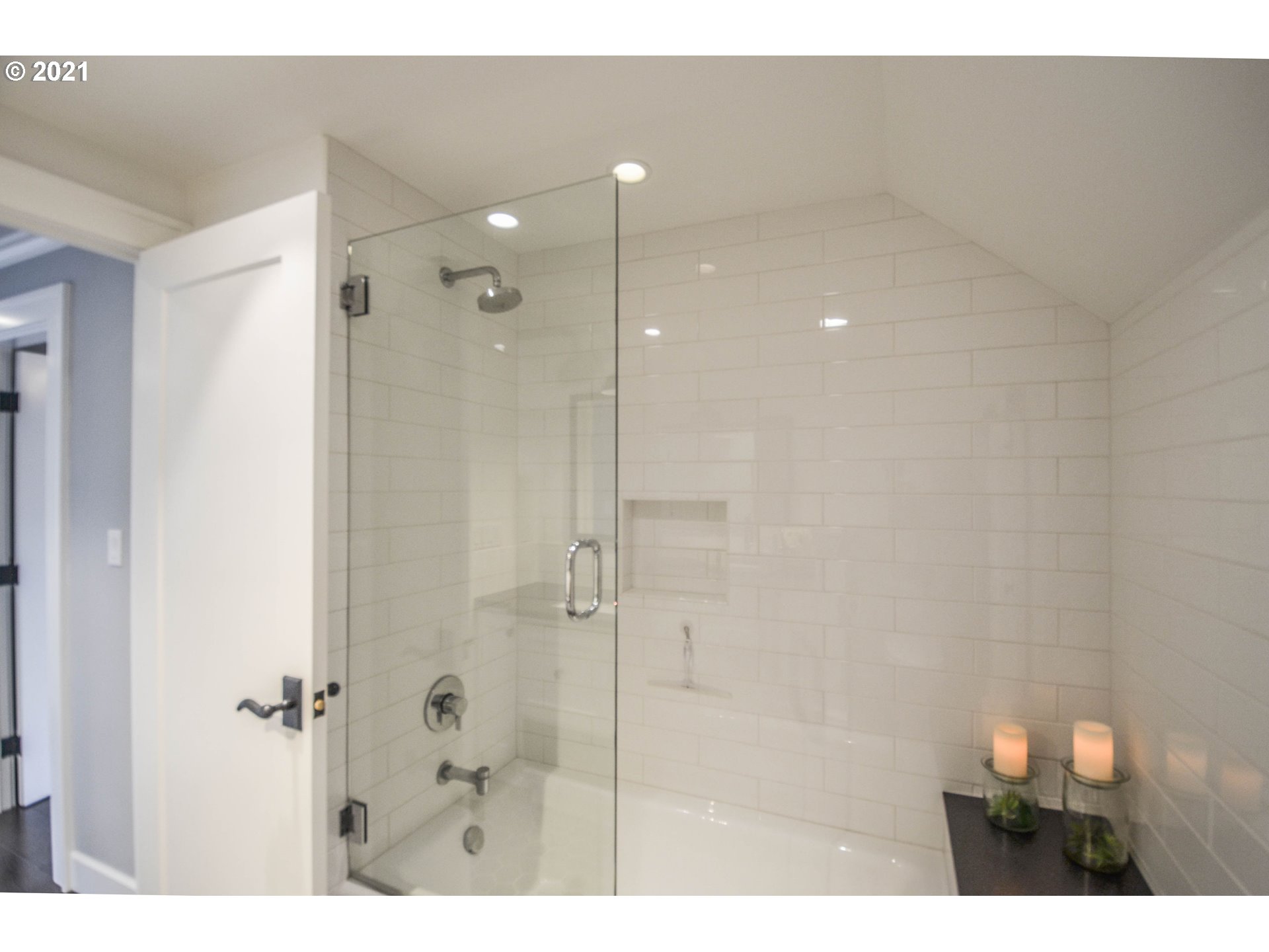 116 Middlecrest Road Lake Oswego, OR 97034 - Photo 22 of 31 Gallery Image 22