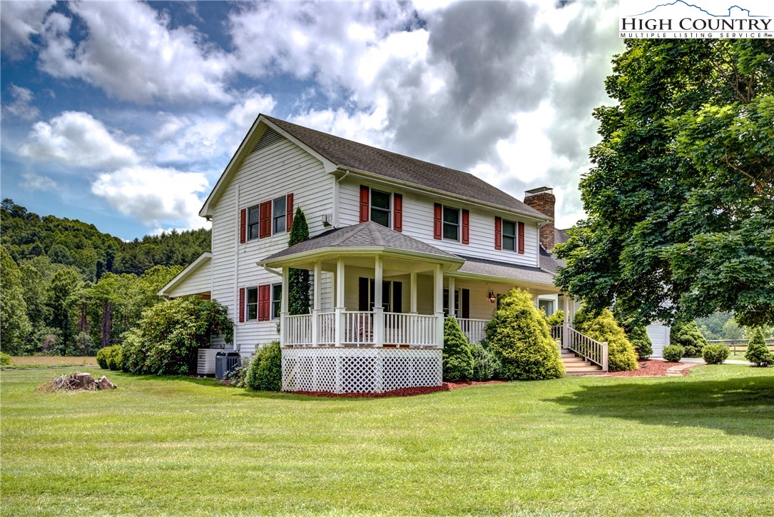 575 Old Shulls Farm Road Banner Elk, NC 28604 - Photo 3 of 36 Gallery Image 3