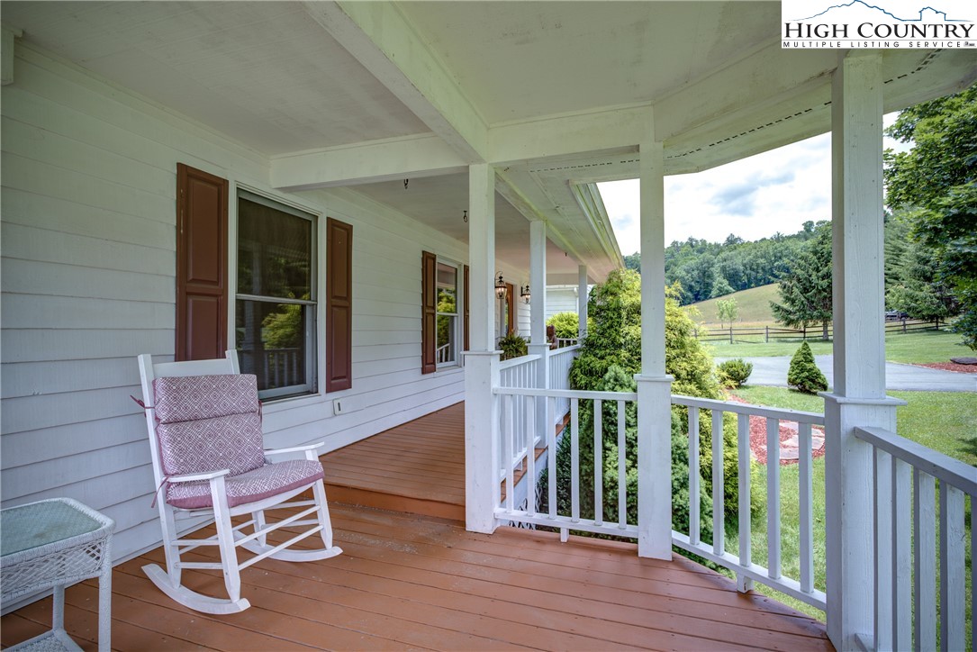 575 Old Shulls Farm Road Banner Elk, NC 28604 - Photo 8 of 36 Gallery Image 8