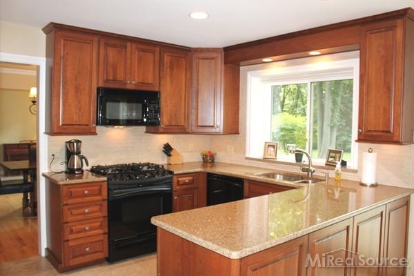 2965 Leyton Court Rochester Hills, MI 48306 - Photo 7 of 21