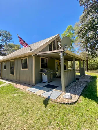 $1,695 | 4069 Christopher Lane, Crestview, FL 32539