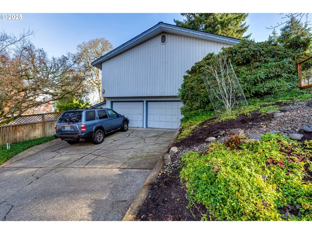 a house view with a backyard space