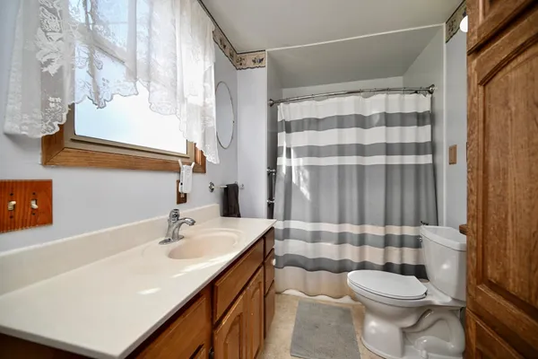 $215,000 | 663 Dacota Street, Winona, MN 55987