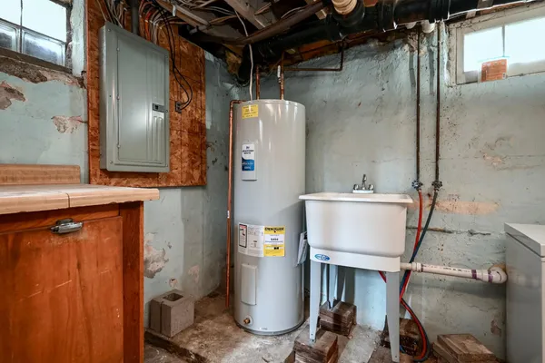 $215,000 | 663 Dacota Street, Winona, MN 55987