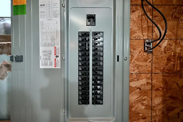 $215,000 | 663 Dacota Street, Winona, MN 55987