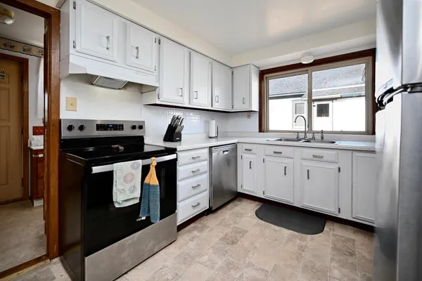 $215,000 | 663 Dacota Street, Winona, MN 55987