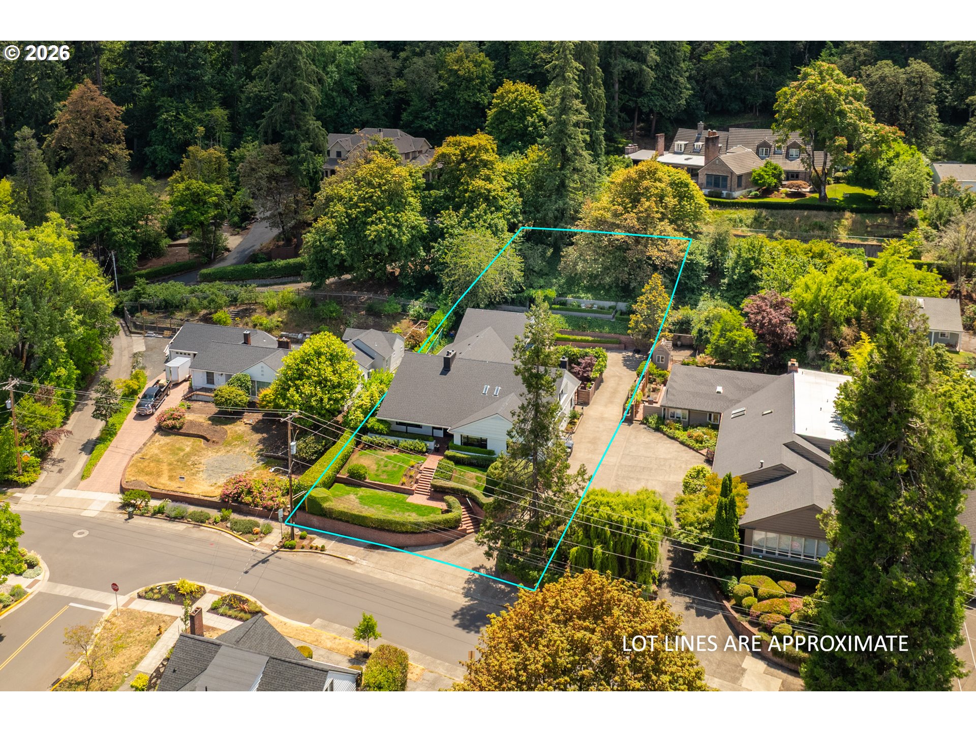 2105 Fairmount Boulevard Eugene, OR 97403 - Photo 46 of 48