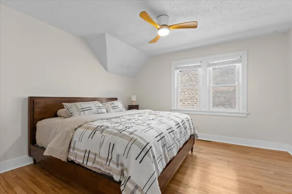 $1,600 | 311 East Rosedale Avenue, Unit UPPER/2, Milwaukee, WI 53207