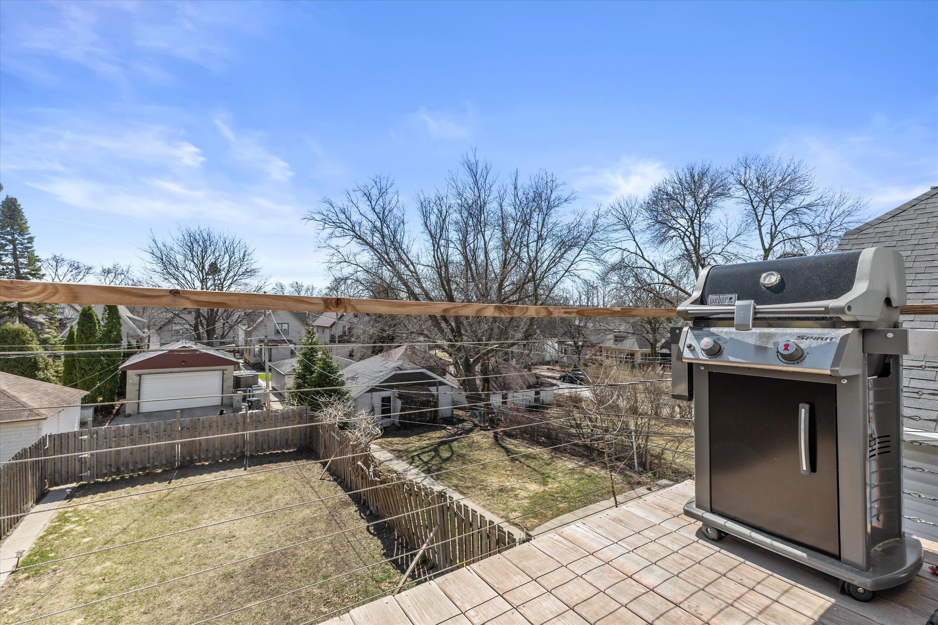 311 East Rosedale Avenue, Unit UPPER/2 Milwaukee, WI 53207 - Photo 9 of 21 12-6D1A5462